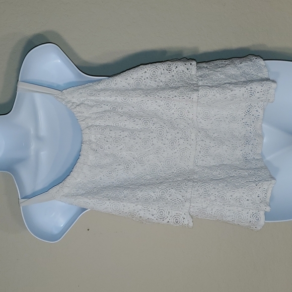 4/$20 Style & Co white crop top spaghetti strap top - Picture 4 of 10